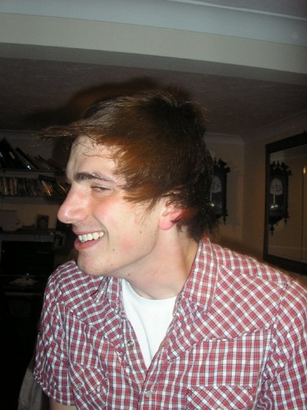 JOSH MAKES YOU WEE! United Kingdom